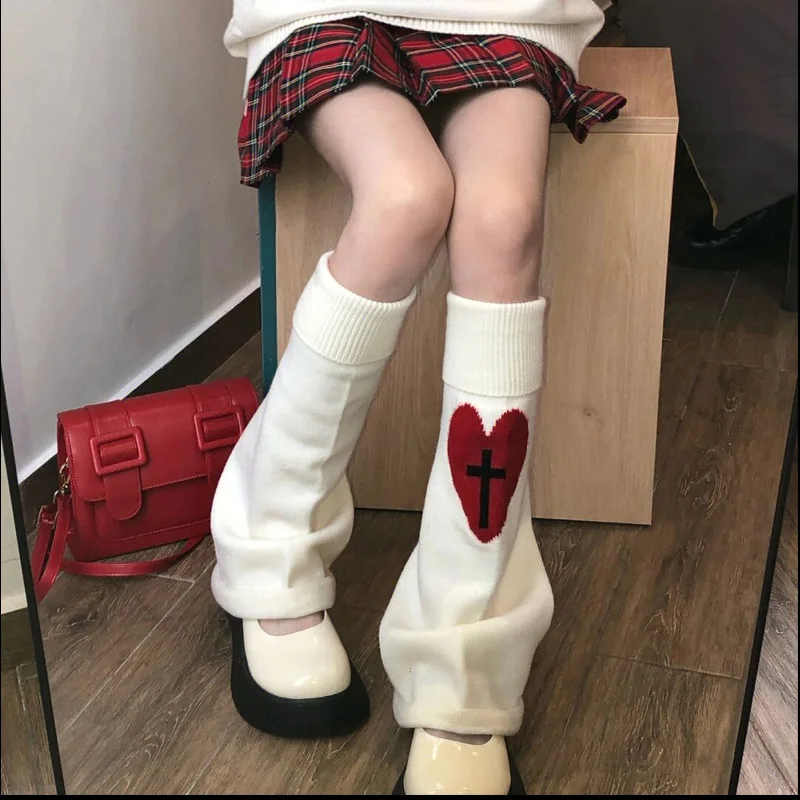 

Длинные женские готические вязаные обложки в стиле панк с принтом в виде сердца для девушек в стиле Харадзюку японские зимние теплые Подогреватели для ног с красным крестом