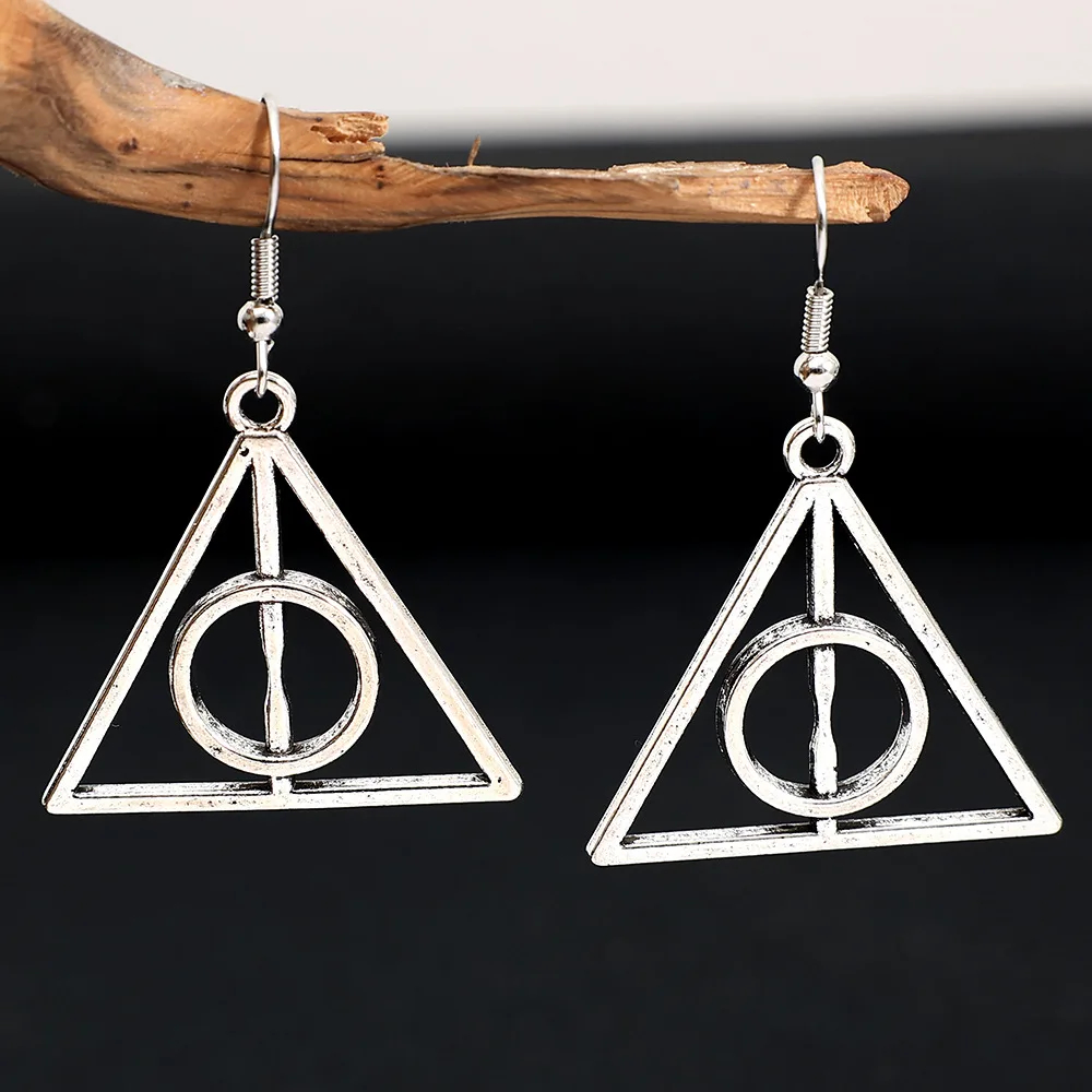 Серьги-гвоздики в стиле аниме для девочек