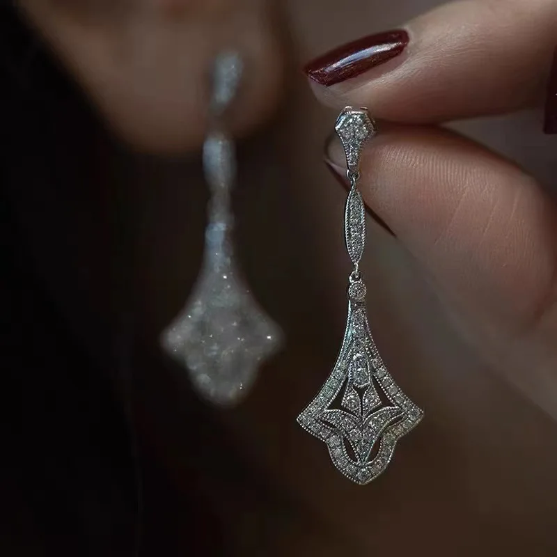 

Женские серьги-подвески из серебра 925 пробы с искусственным Цирконом