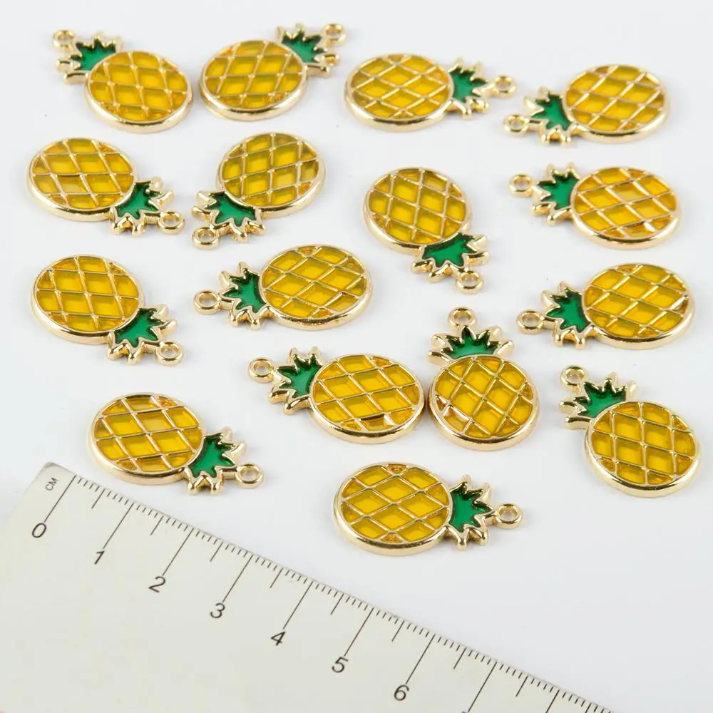 

Смешанный фигурный кулон 1 шт.