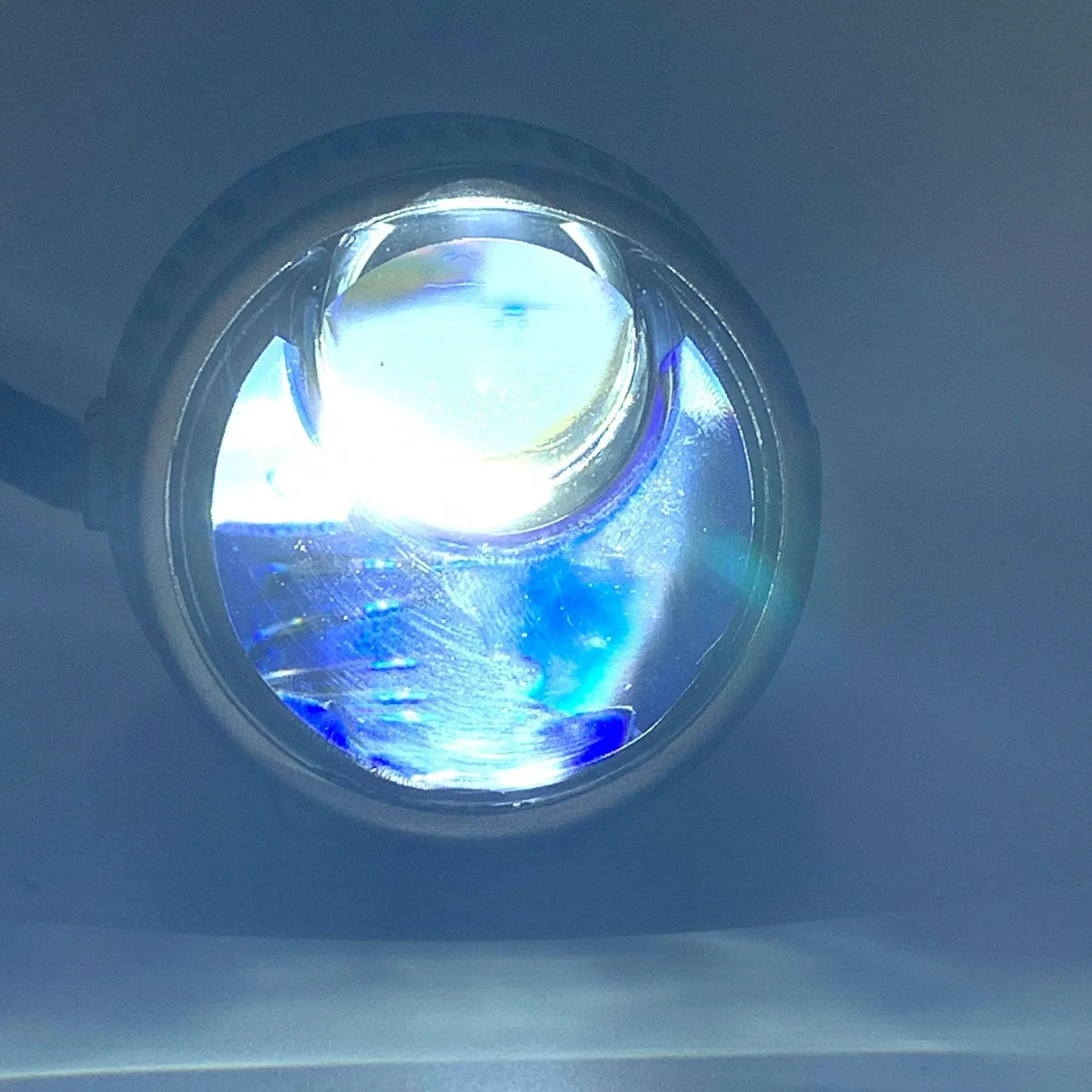 Фото Hi Lo Beam 2-дюймовый би светодиодный противотуманный фонарь для проектора 12 В 45 Вт 6000 К для универсального автомобиля №2