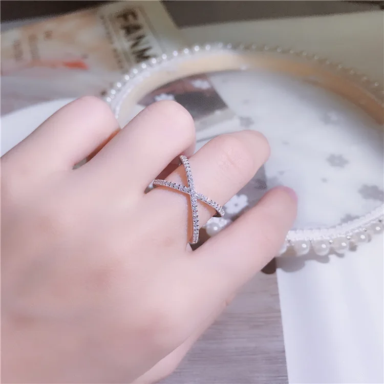 

New RoseL Fashion jewelry personality cross zircon ring women high quality