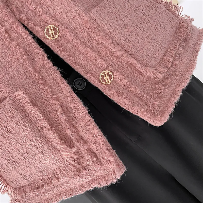 Рисунок 5 - Женское шерстяное твидовое пальто