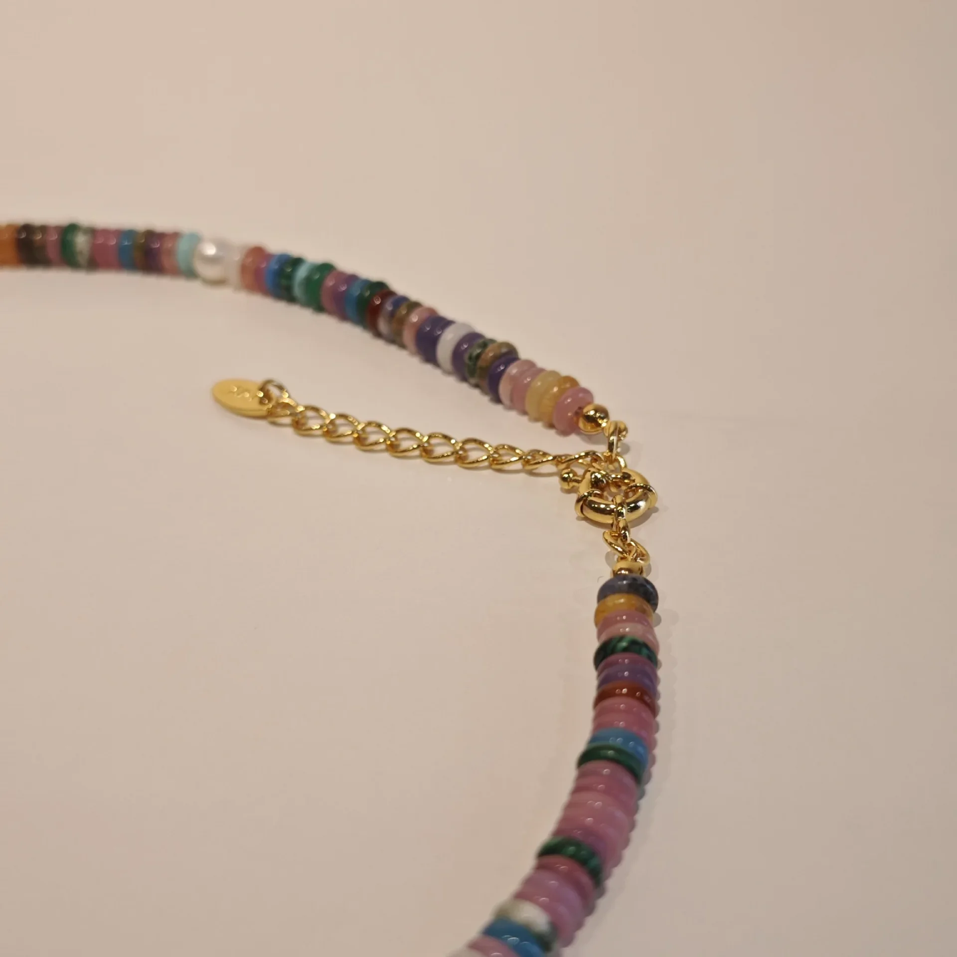 Ожерелье из натурального камня ниша оригинальный дизайн многогранное