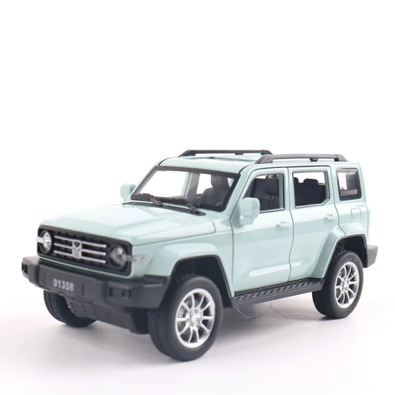 

1:24 Simulation Alloy Car Model Ornaments Inertial Off-road Four-wheel Drive Car Model Toys Gifts for Children Birthday Xmas