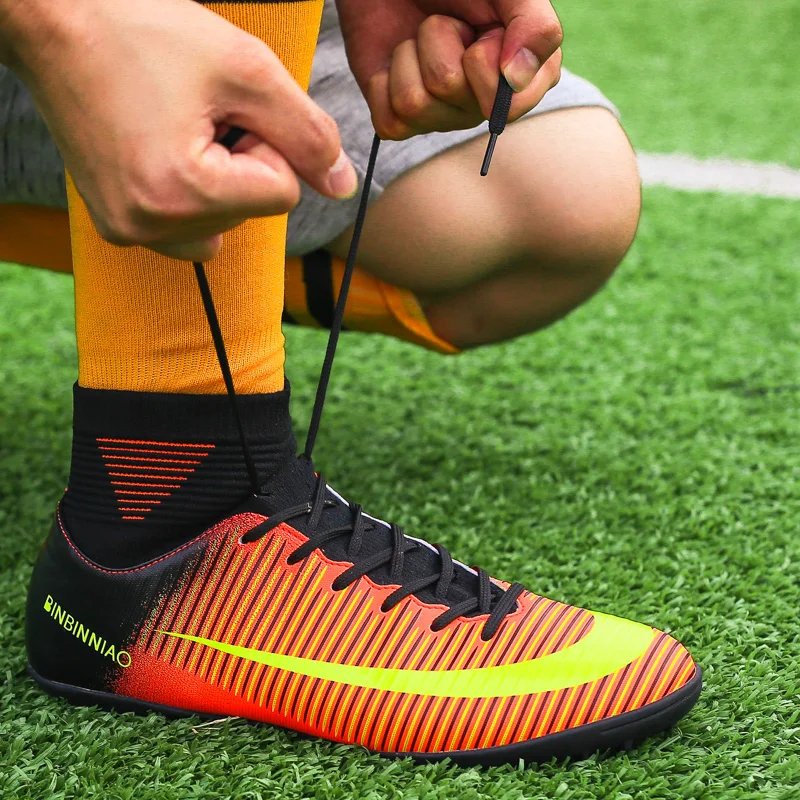 Soccer Shoes for Men Lightweight High Ankle Football Boots Indoor Training Comfortable Futsal Sneakers Top Selling Soccer Cleats