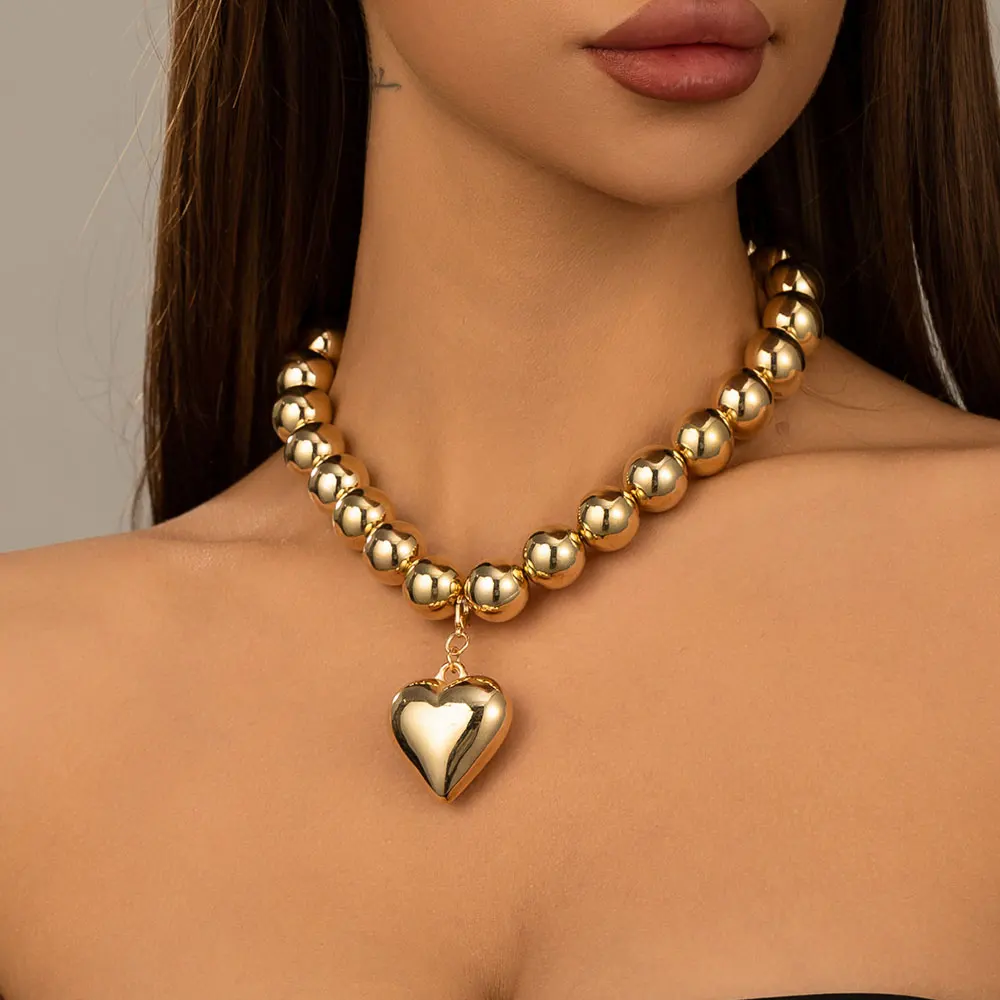 Женская цепочка с подвеской в виде сердца жемчугом