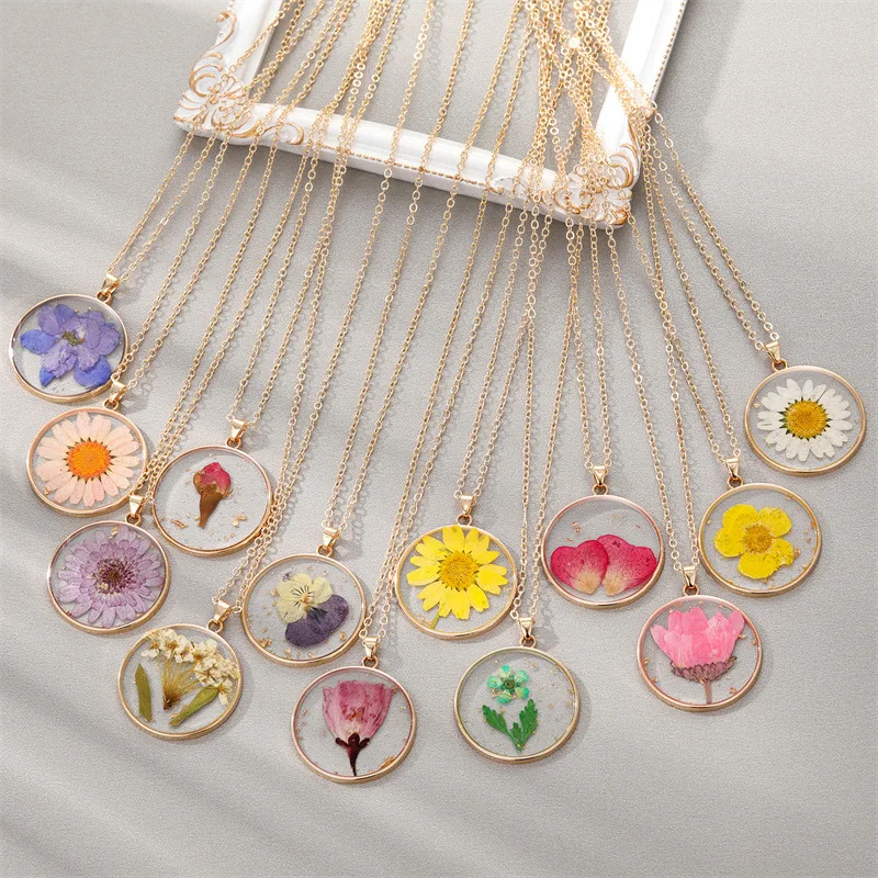 Gold Color Artificial Eternal Flower Leaf Necklace For Women Daisy Rose Dried Flower Plant Clavicle Chain Wedding Party Jewelry