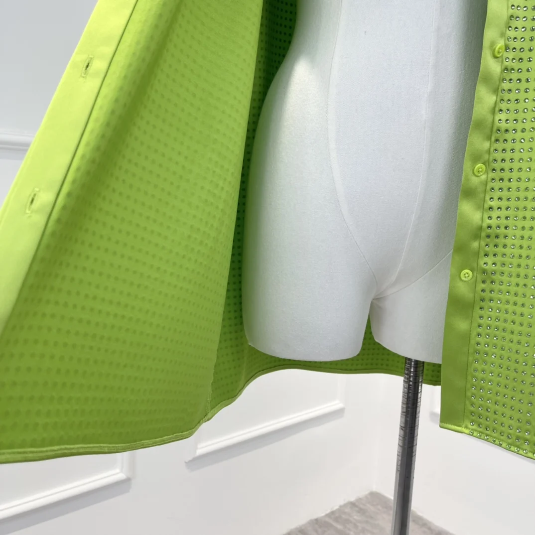 Рисунок 5 - Женская блузка с длинным рукавом