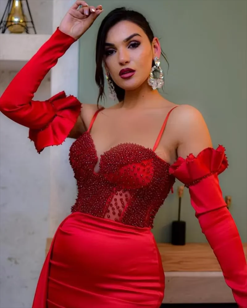 Красное платье русалки на заказ 024 атласное вечернее с бисером для второго приема
