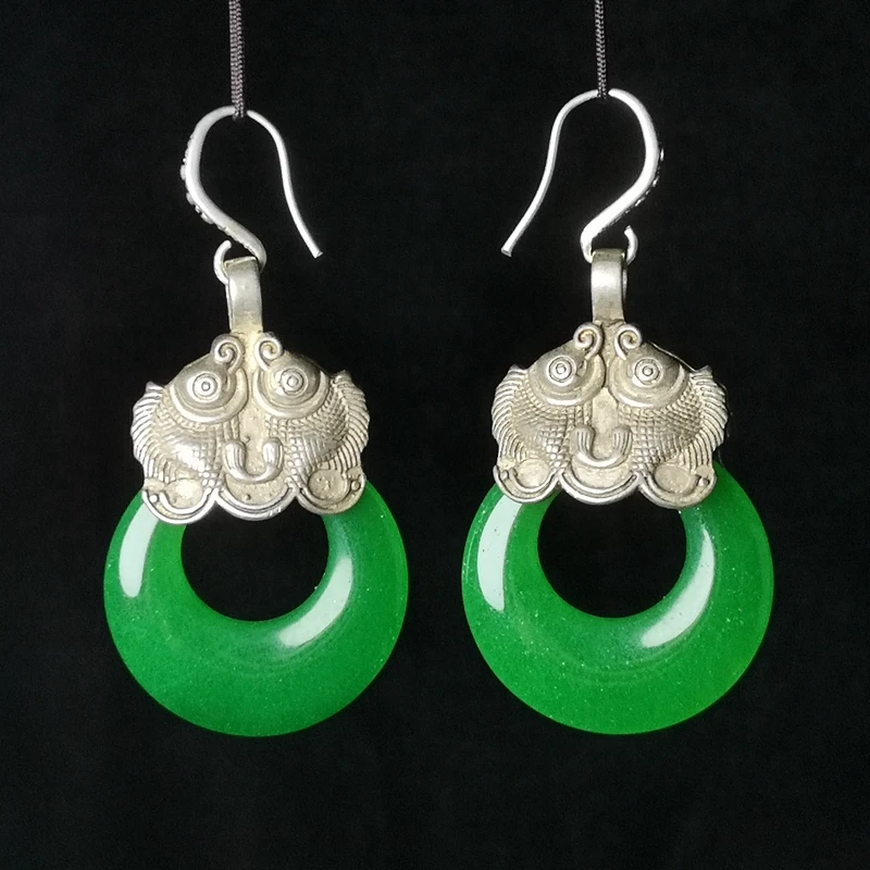 

YIZHU CULTUER ART Collection a Pair 2.3 in Chinese Tibet Silver Fish Jade Carving Earring earbob Pendant girl Gift