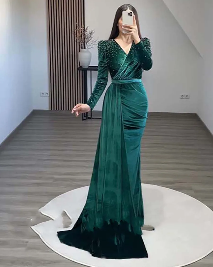 

Green Arabian Dubai Velvet Beaded Evening Dress Luxury Mermaid Long Sleeve Formal Prom Party Gown V-Neck Trailing Robe De Soiree