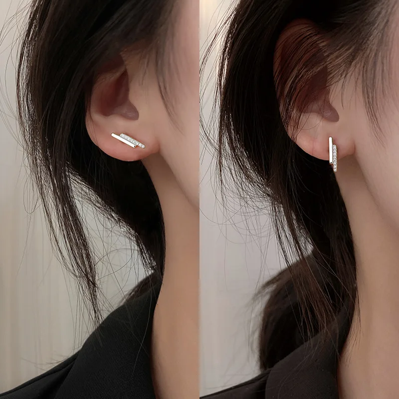

Trendy Simple Geometry Zirconia Word Stick Ear Bone Stud Earings Women Classic Fashion Jewelry Gift