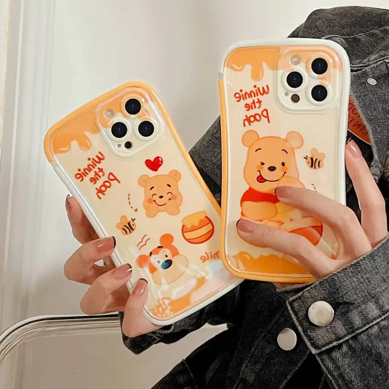 

Disney Blue light Contrast Color Border Winnie the Pooh Phone Case for iPhone X XR XS 7 8 Plus 11 12 13 pro MAX 13mini cover