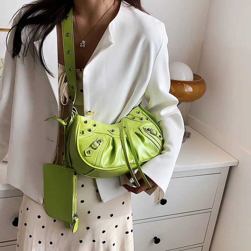 

Роскошная Брендовая женская Сумка Хобо с заклепками, Дамский Повседневный мини-кошелек в стиле панк на ремне