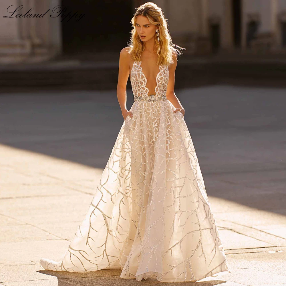 

Lceland Poppy A Line Deep V Neck Lace Wedding Dresses 2023 Sleeveless Vestido de Novia Floor Length Backless Bridal Gowns