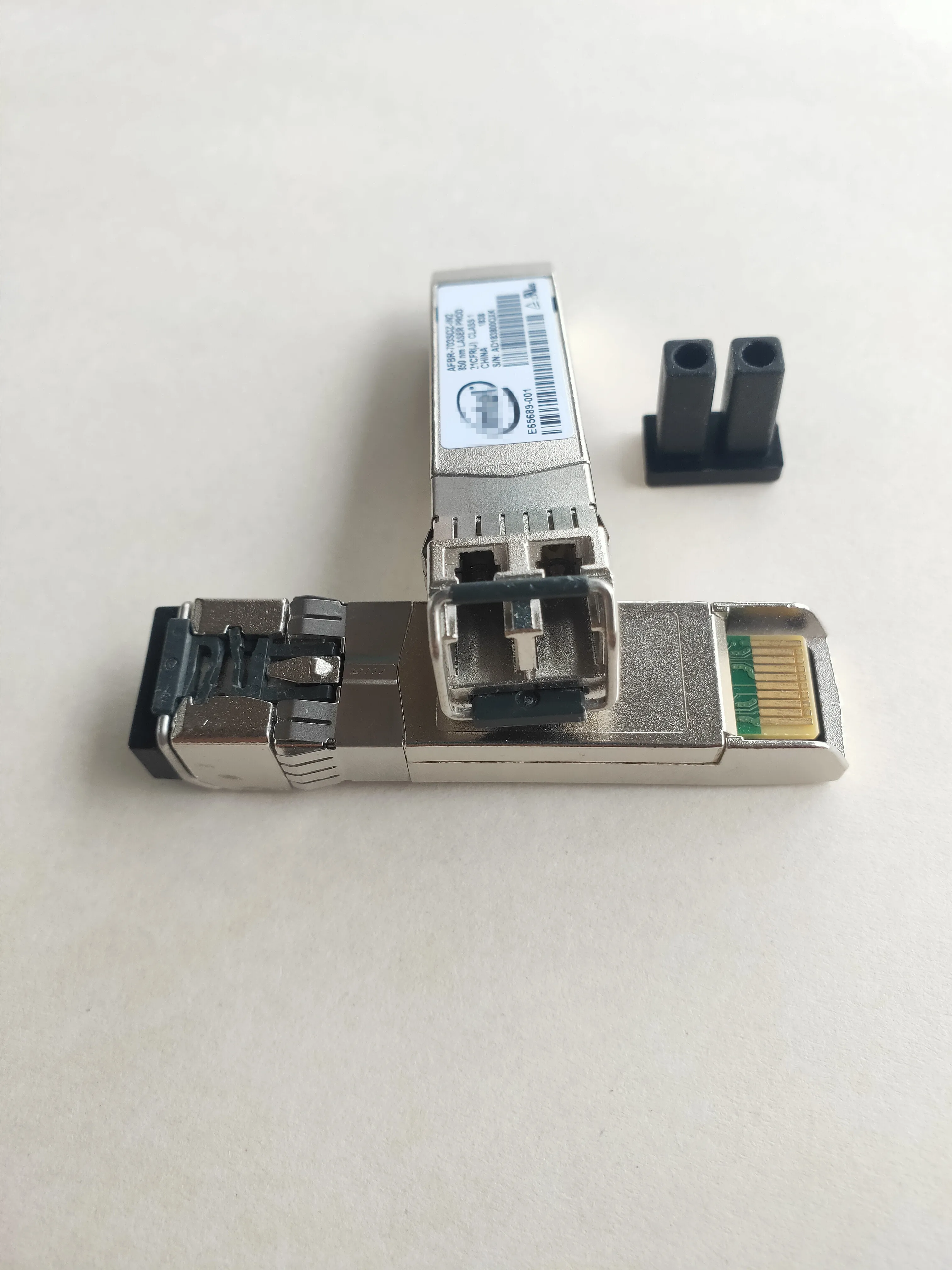 AFBR-703SDZ-IN2/E65689-001/i-ntel 10g Fiber optical/X520 X710 switches Network fiber module/inte-l 10g fibre channel module