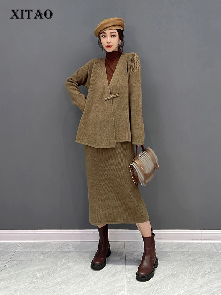 

XITAO Casual Knitting Dress Sets Fashion Vintage V-neck Collar Single Button Top Women New Slit Skirt Two Pieces Sets WLD9305