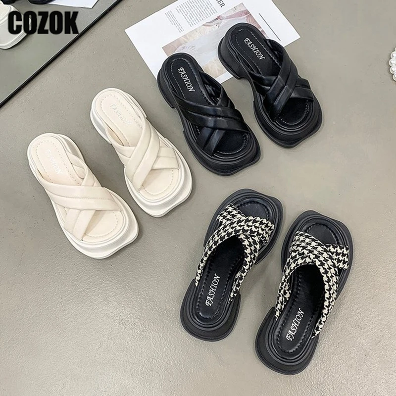 

Сланцы женские на платформе, повседневные сандалии на толстой подошве, Пляжная Дизайнерская обувь с открытым носком, лето 2023