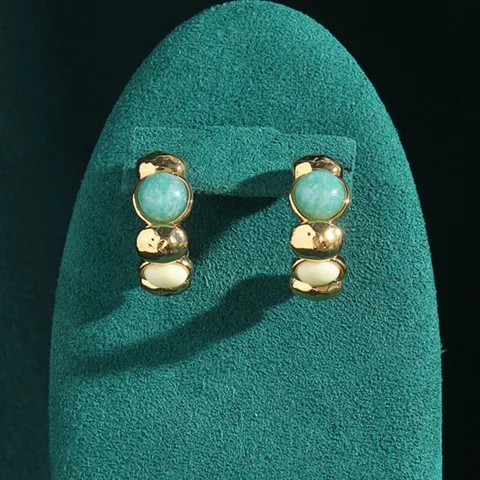 Серьги-гвоздики LOVE GREEN LIVE GREEN из синего нефрита с опалом