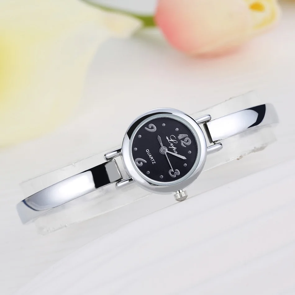 

Luxury Watch Women Dress Bracelet Watch Fashion Crystal Quartz Wristwatch Classic Gold Ladies Casual Watch Top Brand