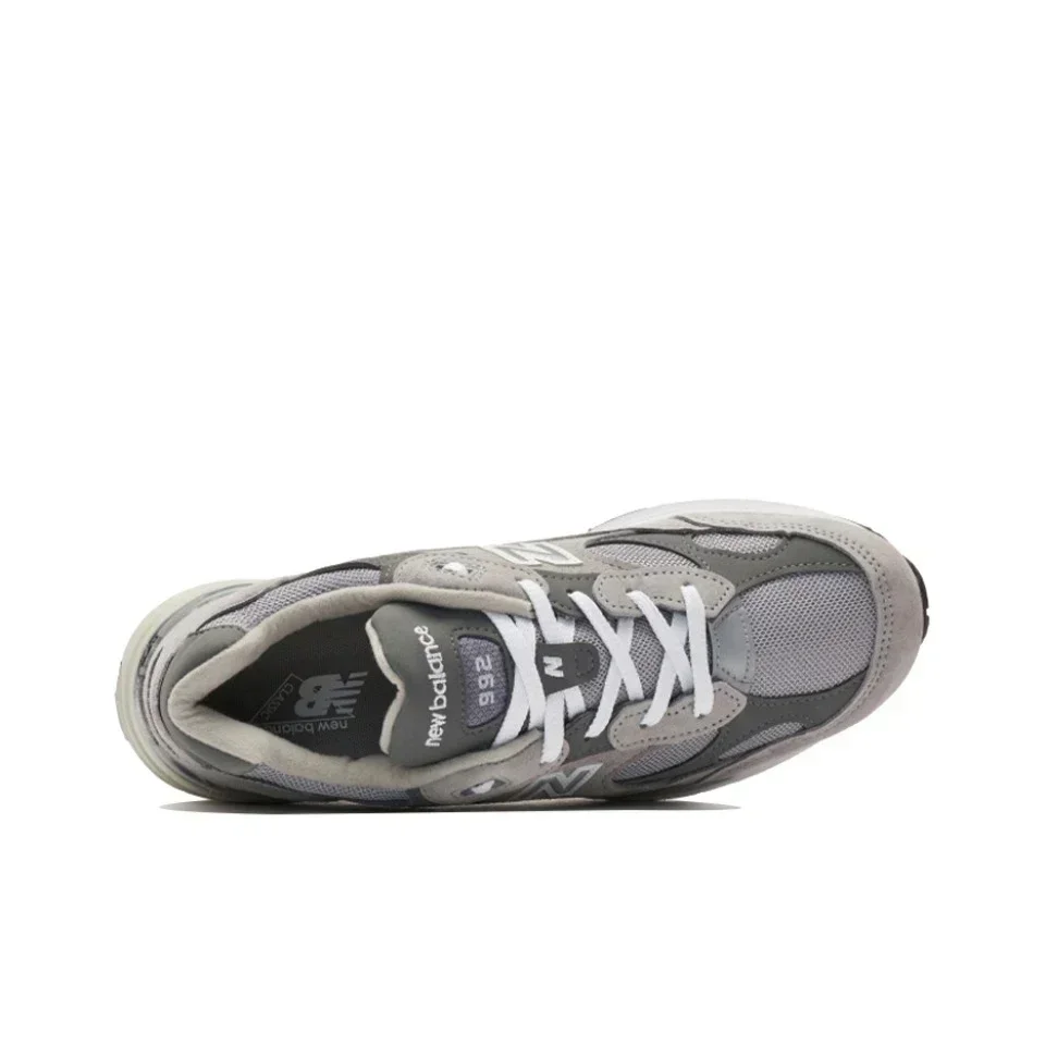 Фото New Balance NB NB992 Классические винтажные сетчатые кожаные повседневные мужские и женские кроссовки Белый Серый №4
