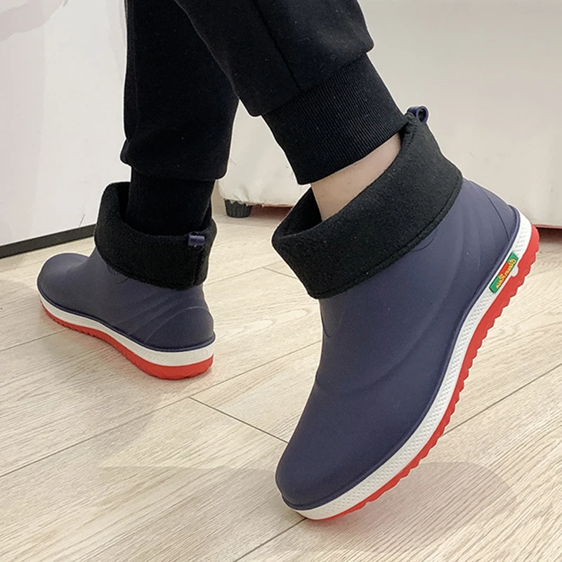 

2023 Men Rainboots Waterproof Rain Boots Ankle Water Shoes Male Winter Fashion New Flat Non-slip Comfortable Rubber Rainshoes