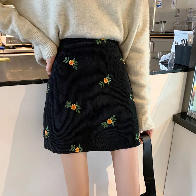 High Waist  Embroidered Half-length Dress for Women Spring  Autumn 2023 New Korean Wrapped Hip Short Skirt