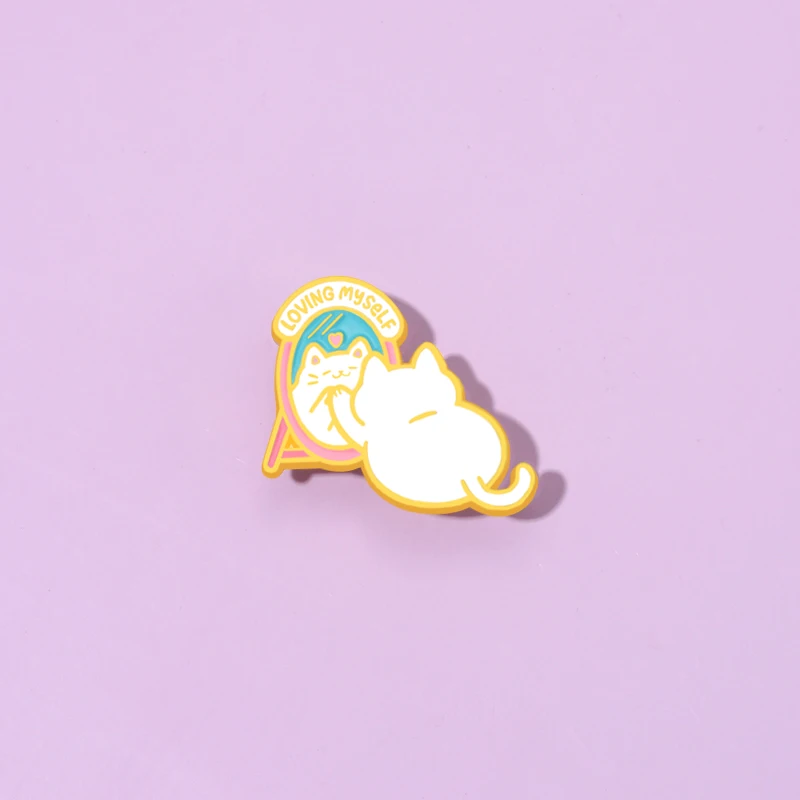 Эмалированная булавка в виде кошки, милая кошка в зеркале, броши, значки с лацканами, значки с животными, рюкзаки, куртки, ювелирные изделия