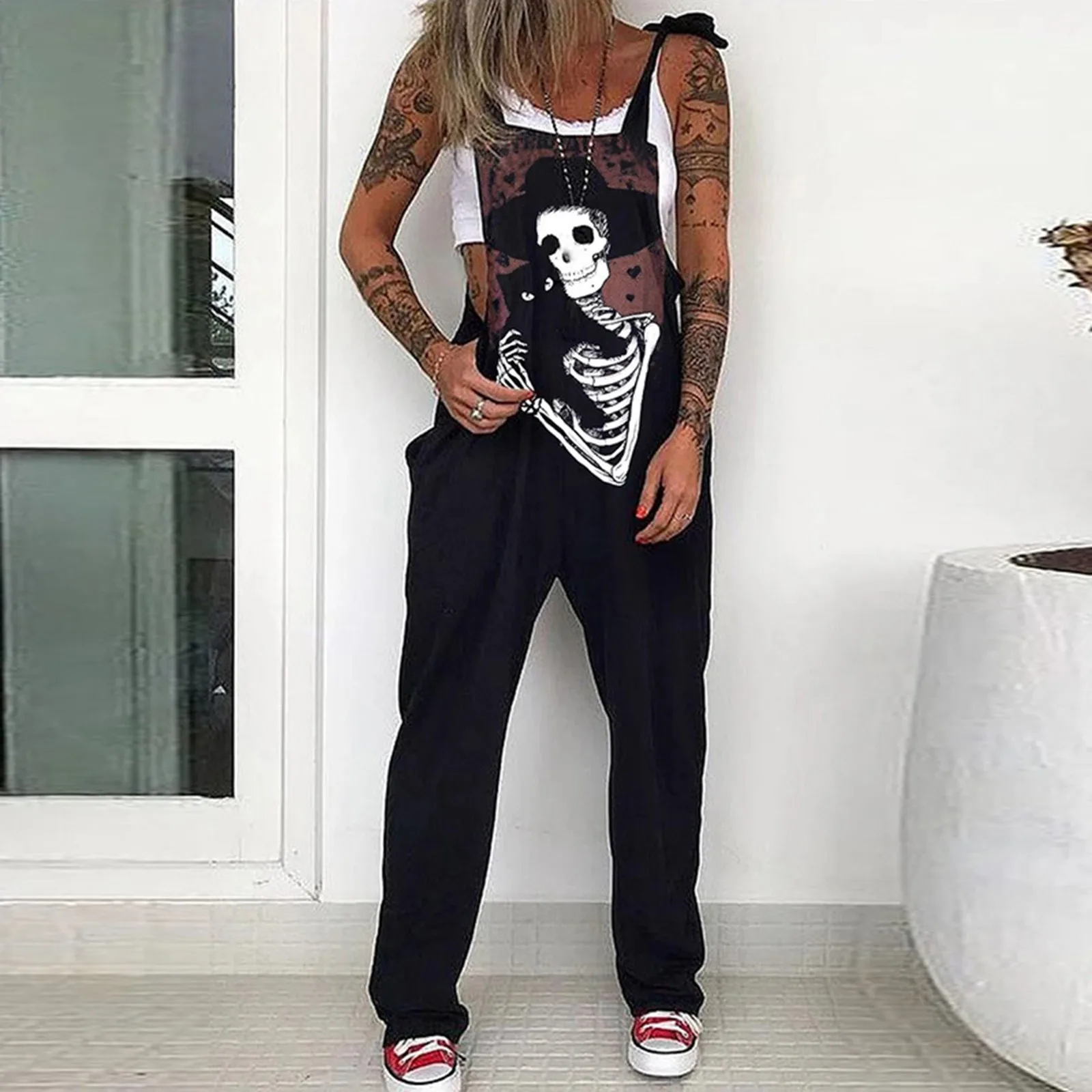 

2022 Women Fashion Punk Skull Print Jumpsuit Summer Casual Pocket Overalls Bodysuit Off Shoulder Sleeveless Straps Romper