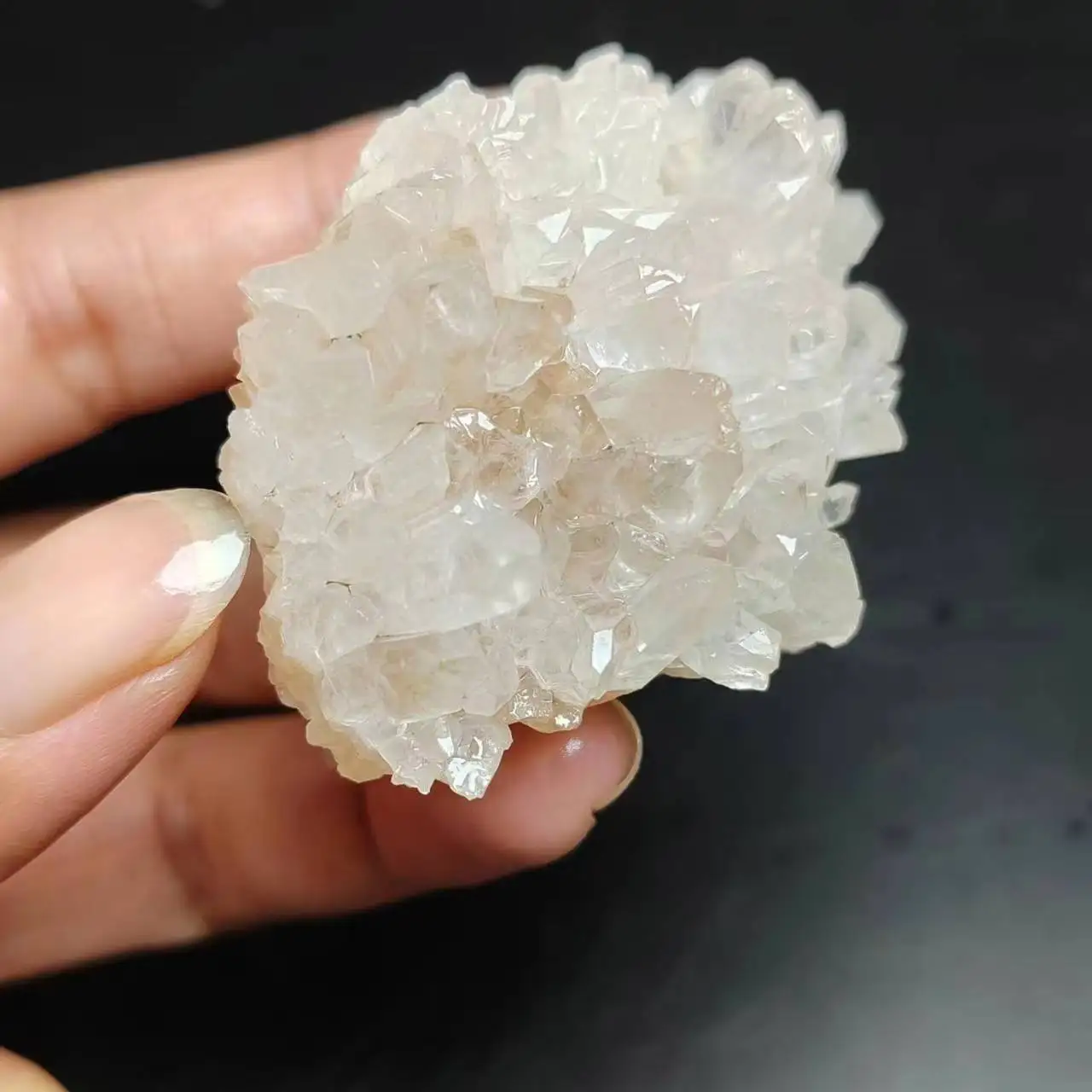

Restoration of 110g Natural Rare Crystal Quartz Cluster Mineral Samples