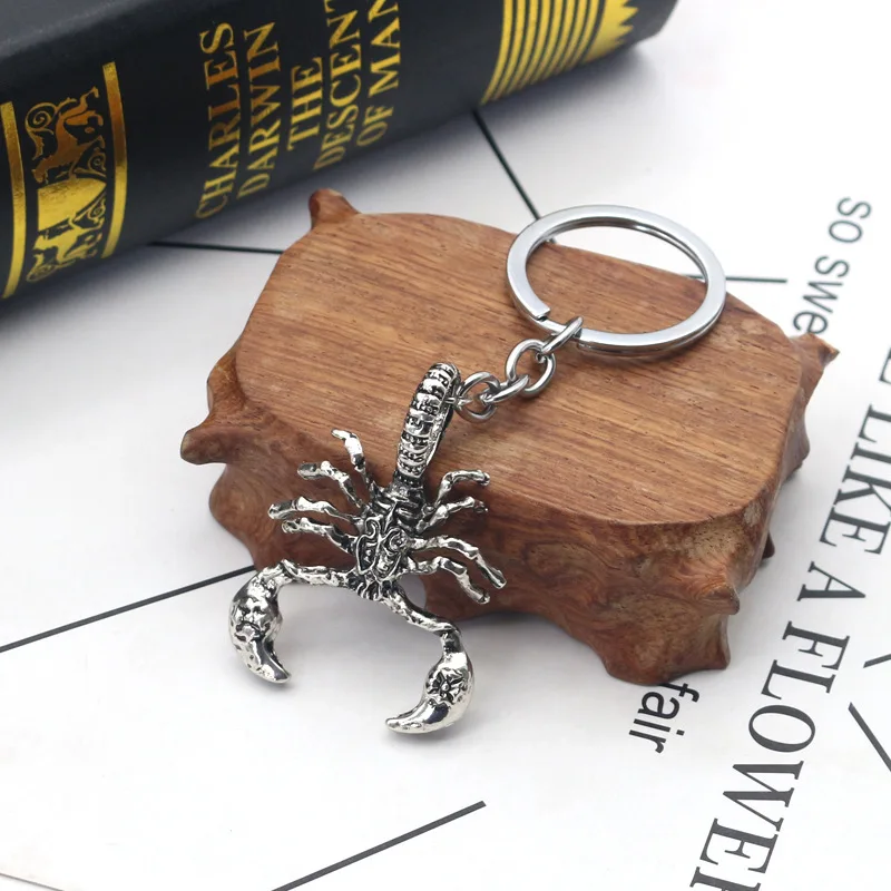 

Alloy Punk Retro Scorpion Key Chain Personality Domineering Key Accessories Pendant Keychains