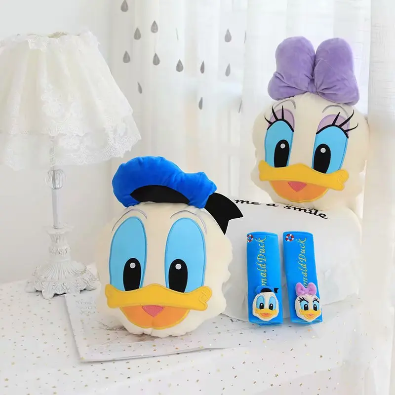

Disney Donald Duck Toy Car Headrest Neck Pillow Seat Belt Car Pillow Crystal Super Soft Pillow Car Cervical Pillow Car Toys