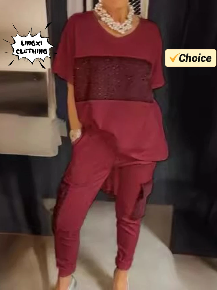 Футболка с V-образным вырезом коротким рукавом и карманами