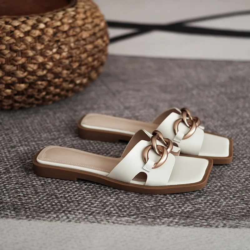 

Fashion Women Slippers Metal Buckle Retro Flat Bottomed Female Sandals Summer Classic Comfort Beach Outdoor Ladies Shoes