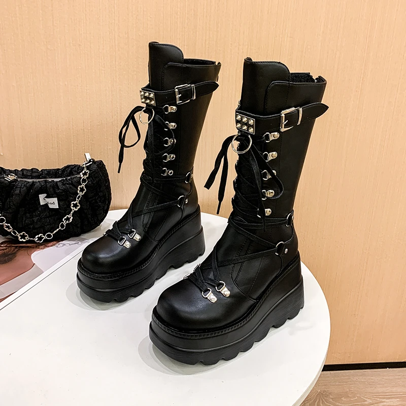 

Женские ботинки на высокой платформе, с заклепками, размеры до 42