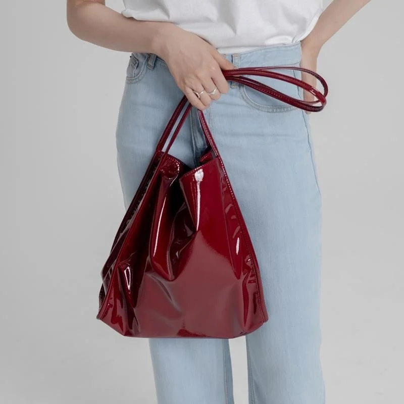 

Винтажная Женская вместительная сумка для покупок 2023, женские сумки из лакированной кожи на плечо, повседневные однотонные сумки-тоут