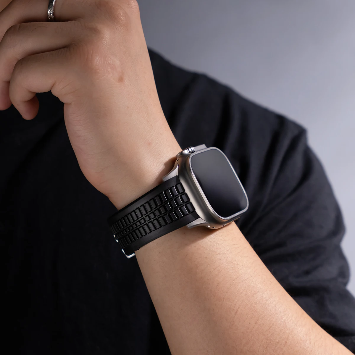 Фото Спортивный силиконовый ремешок для Apple Watch Ultra 2 49 мм 46 мм 45 мм 44 мм Роскошный металлический браслет для iWatch серии 10 9 8 7 6 5 4 Se ремешок №3