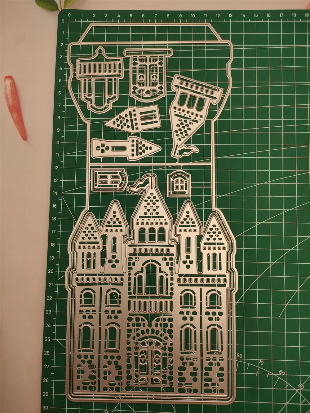 

Металлические шаблоны для резки данных в виде замка для скрапбукинга