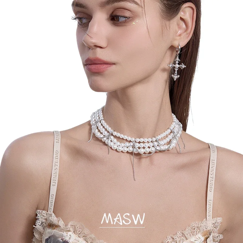 Ожерелье женское трехслойное оригинальный дизайн 2024