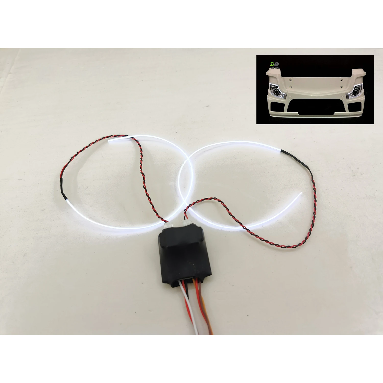 

Degree Glowing Wire Marker Lamp LED Light For Tamiyaa 1/14 RC Tractor Truck LESU Remote Control Car Parts TH20297-SMT6