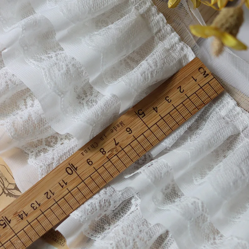 Трехслойная 3D плиссированная кружевная ткань