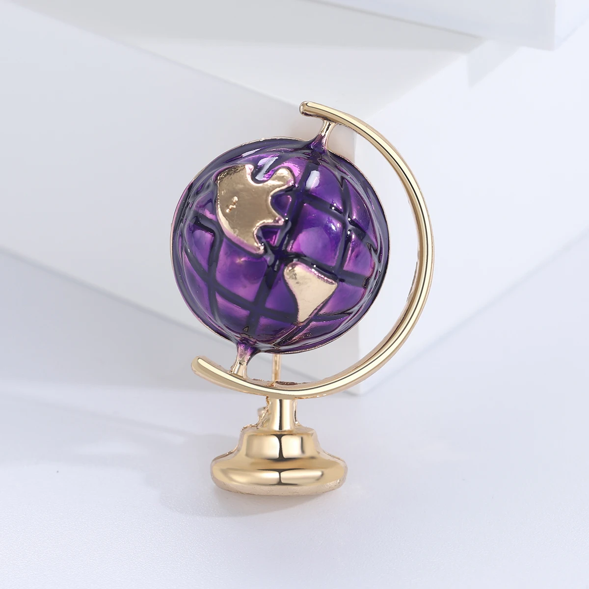 Эмалированные броши в виде глобуса цвет ассортименте