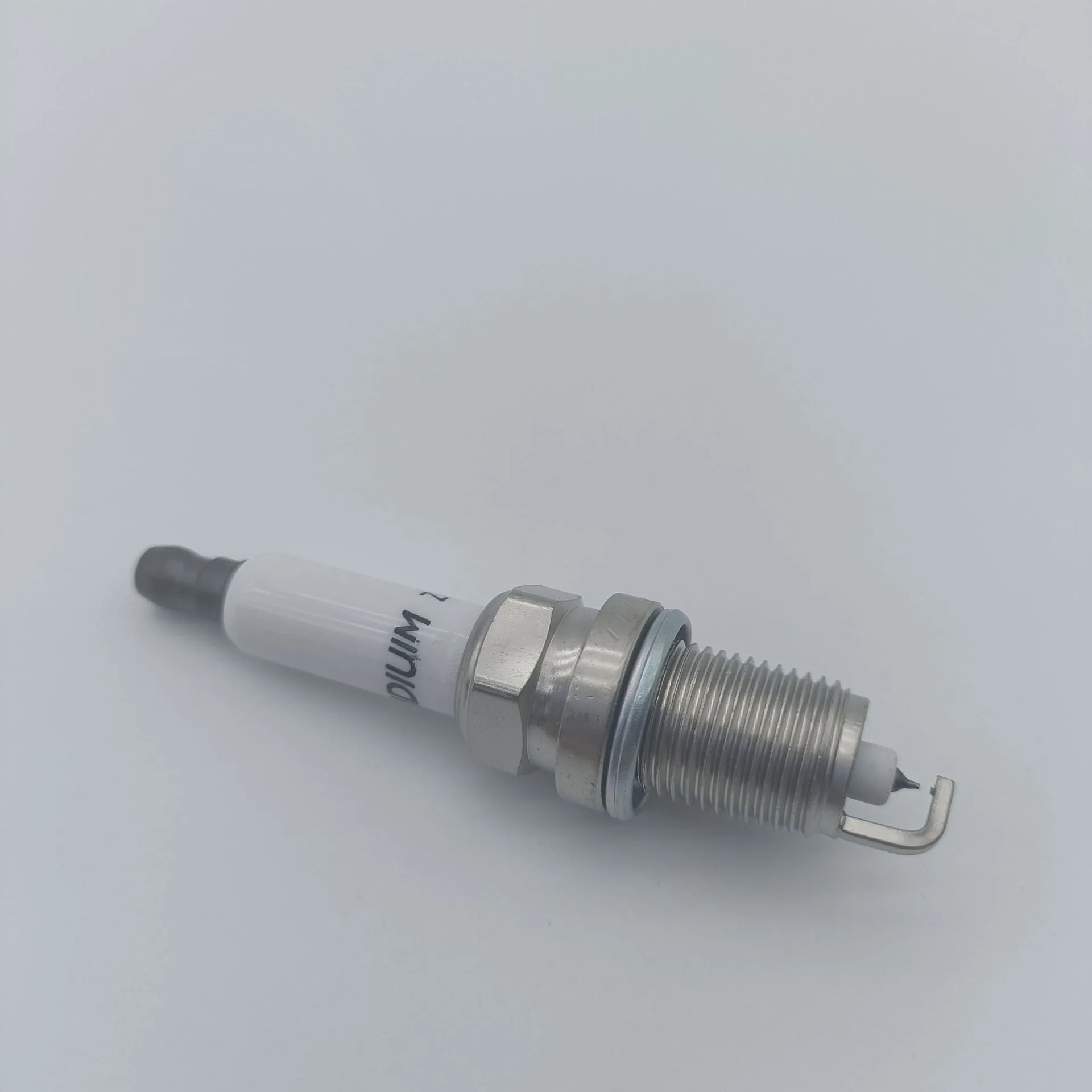 

4Pcs/Lot Iridium Platinum Spark Plugs 1214528 ZFR6BP-G 1748 Fit for OPEL ASTRA H/J 1.6L Ignition Plu Motor Accessories