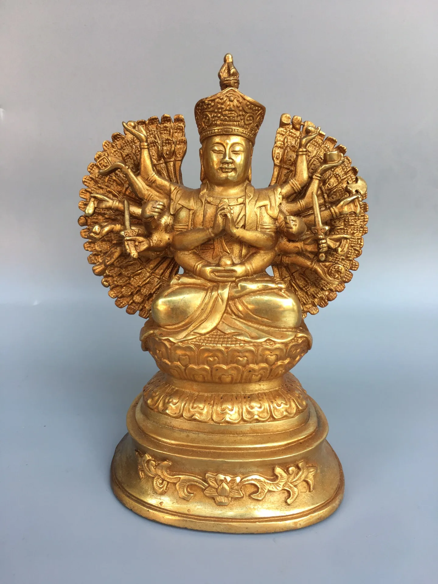 

7"Tibetan Temple Collection Old Bronze Gilt Mother Zundi Thousand-handed Avalokitesvara worship buddha Town house Exorcism