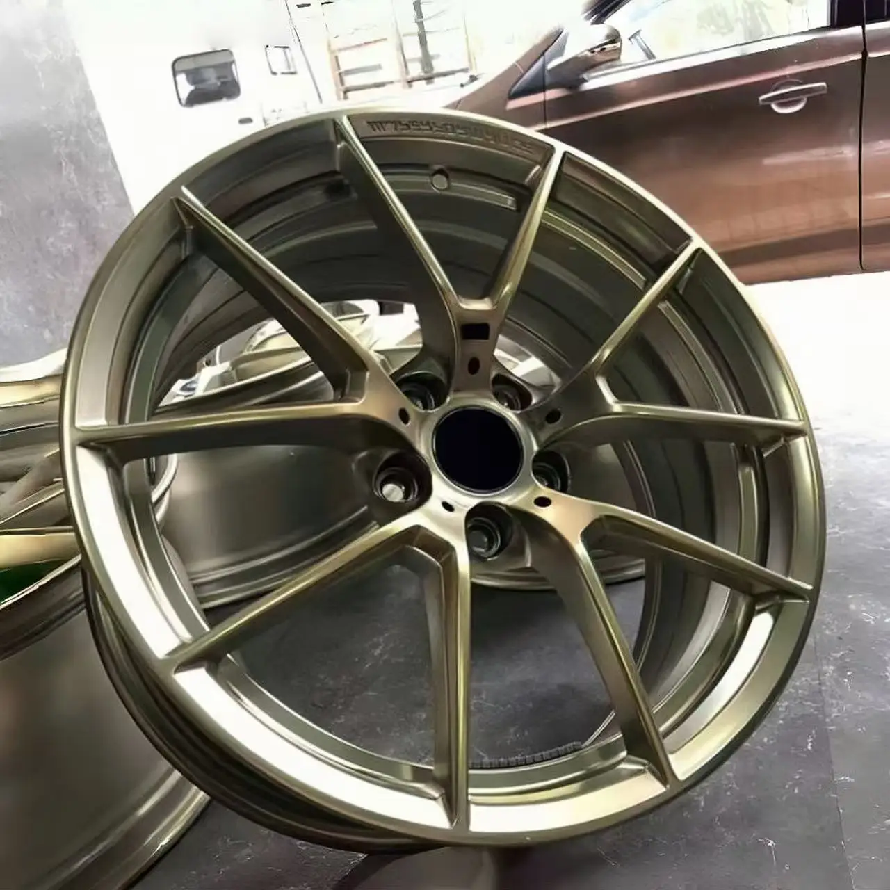 Фото Роскошные кованые диски из алюминиевого сплава Kyky, колеса для спортивных автомобилей R8 №2