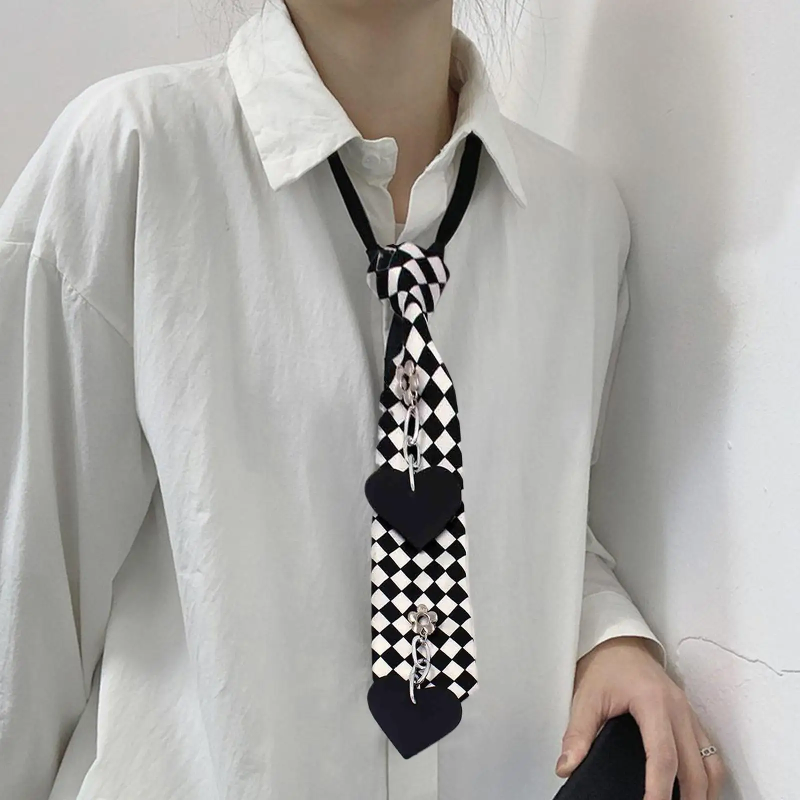 

Gothic Tie For Women Chain Punk Necktie Rhinestone Black Punk Uniform Pre-Tied Bow Ties Women's Neck Tie Goth Ties Adjustable