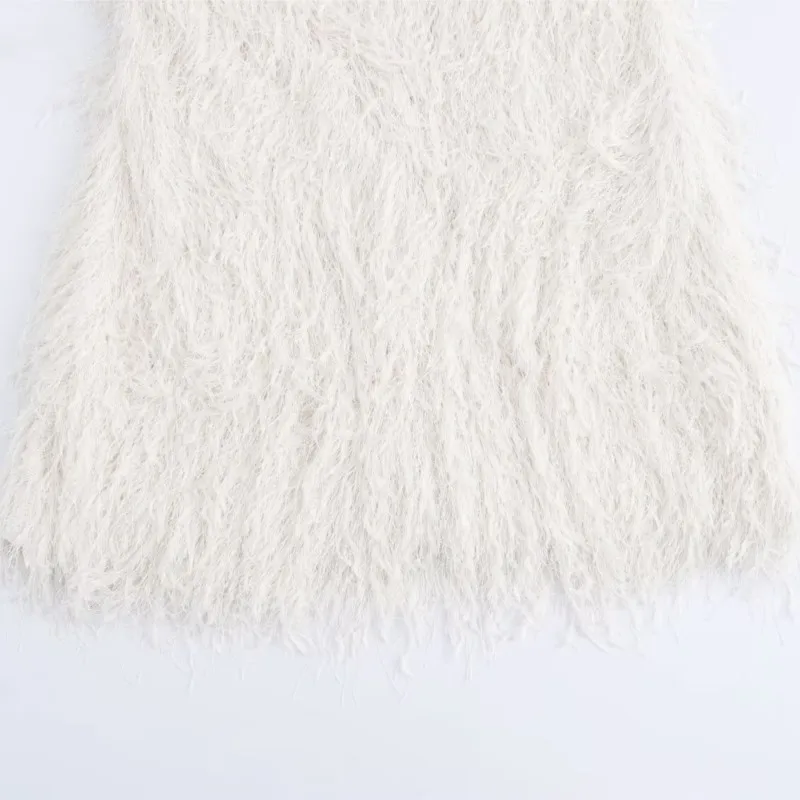 Платье-мини с оборками на тонких бретельках открытой спиной