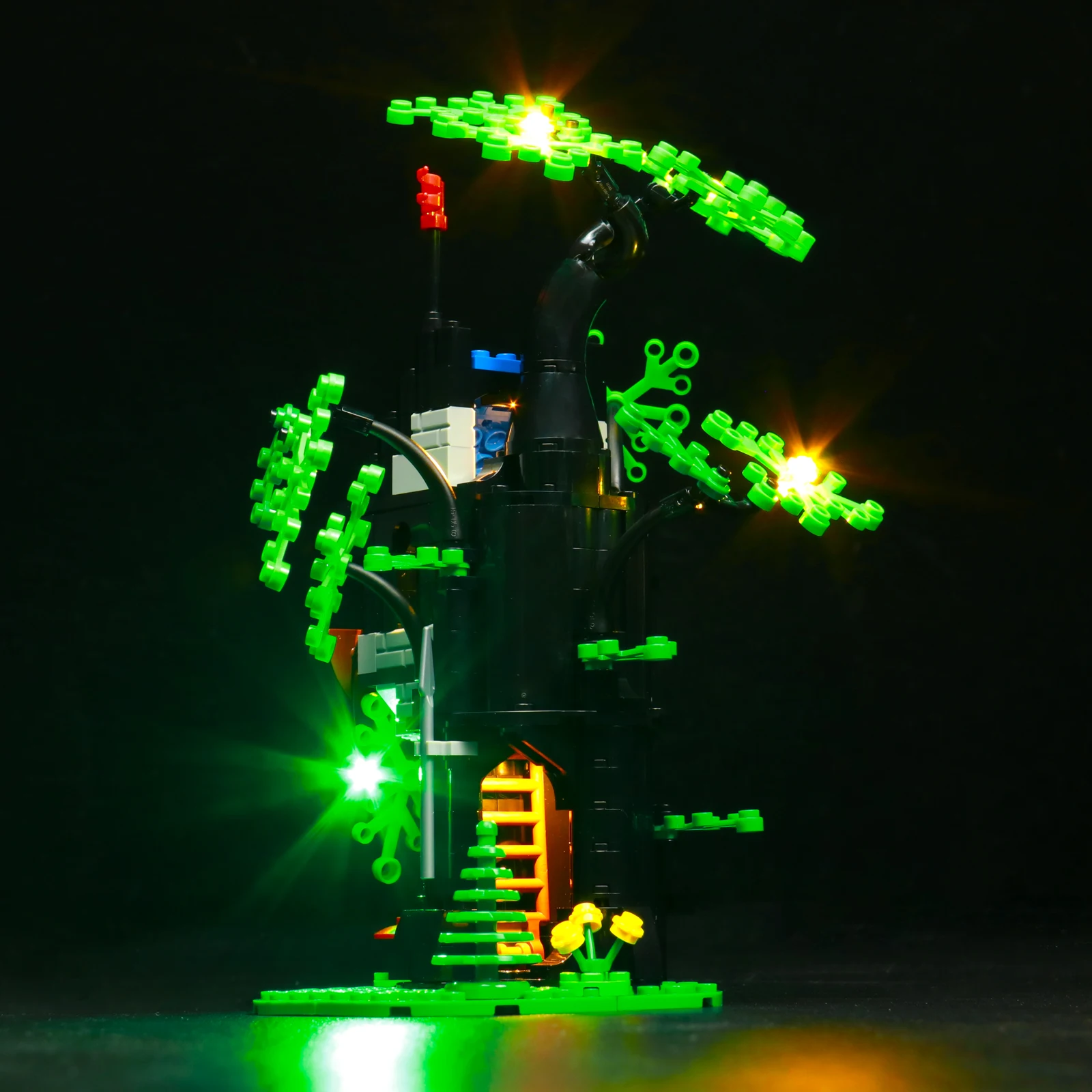 

LED Light Kit for 40567 Forest Hideout Set (NOT Include the Model)