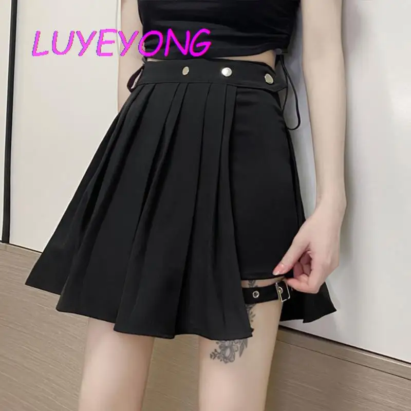 

Женская плиссированная мини-юбка, готическая Черная Асимметричная юбка средней длины с высокой талией и декоративными люверсами, весна 2023